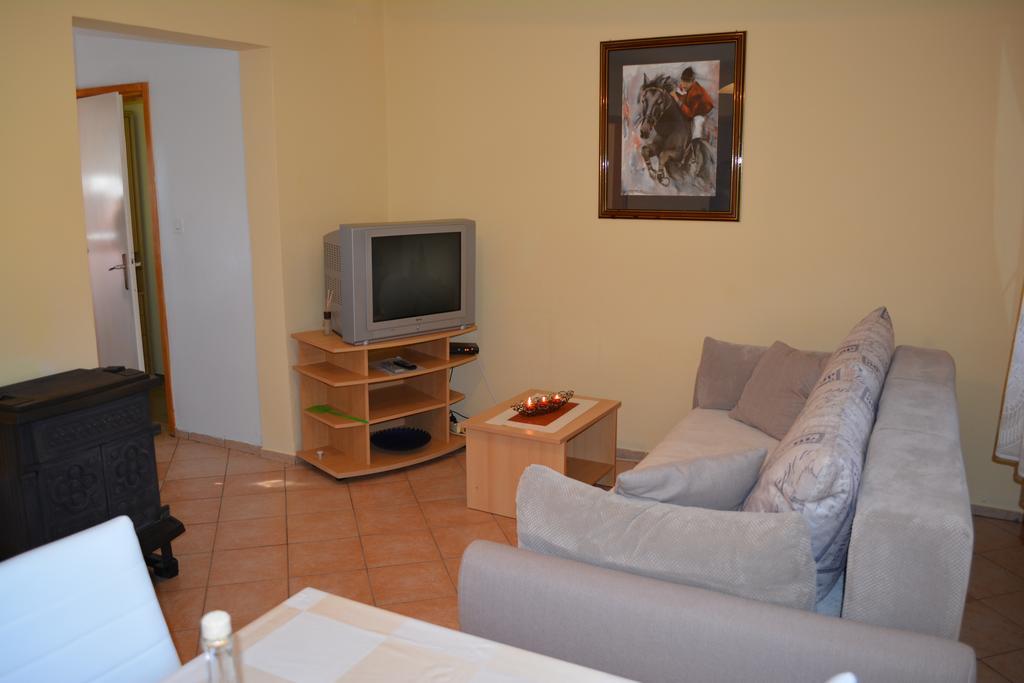 Holiday Home Lana Saborsko Extérieur photo
